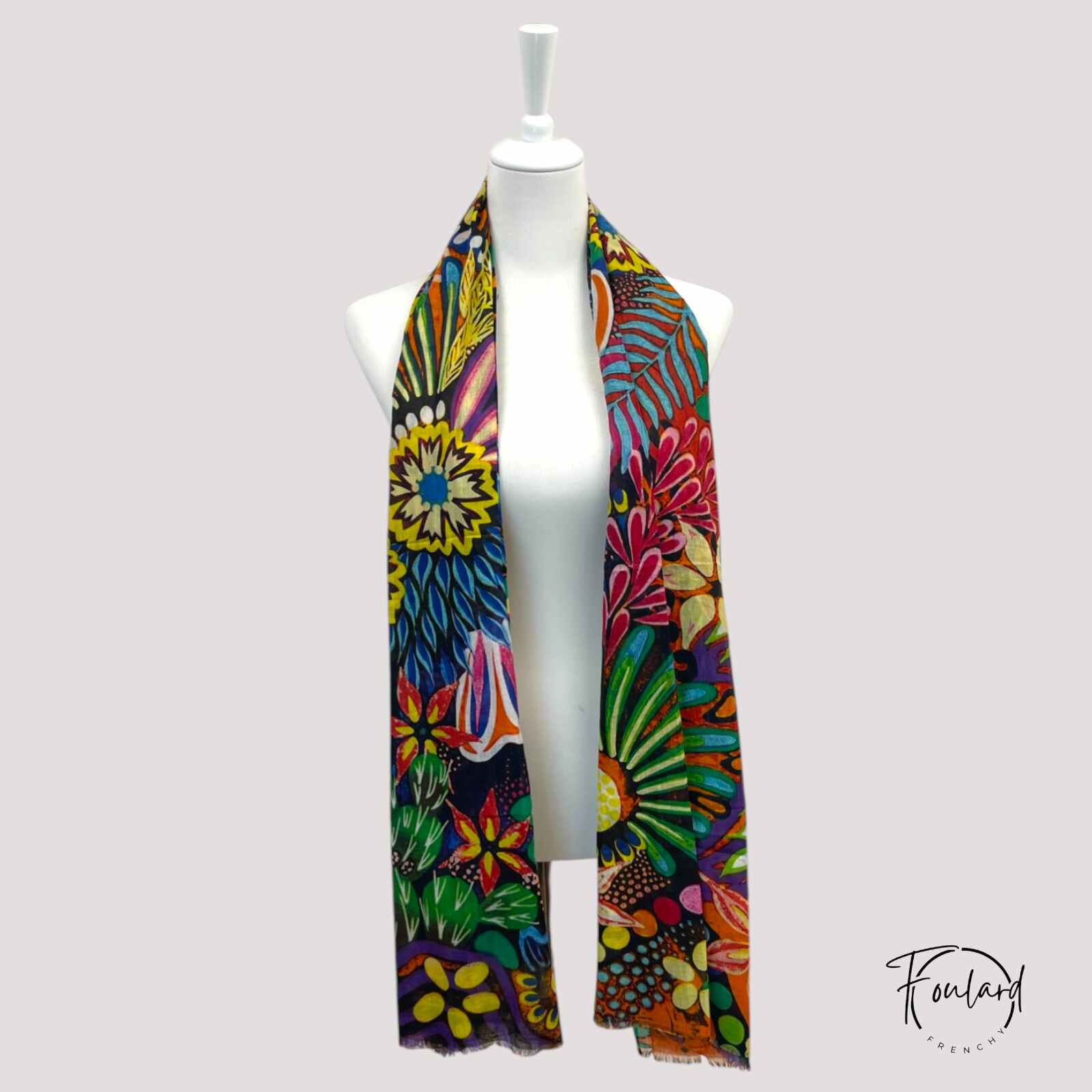 Foulard en coton, motifs géométriques et floraux – Image 3