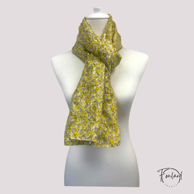 Foulard fleuri jaune et doré