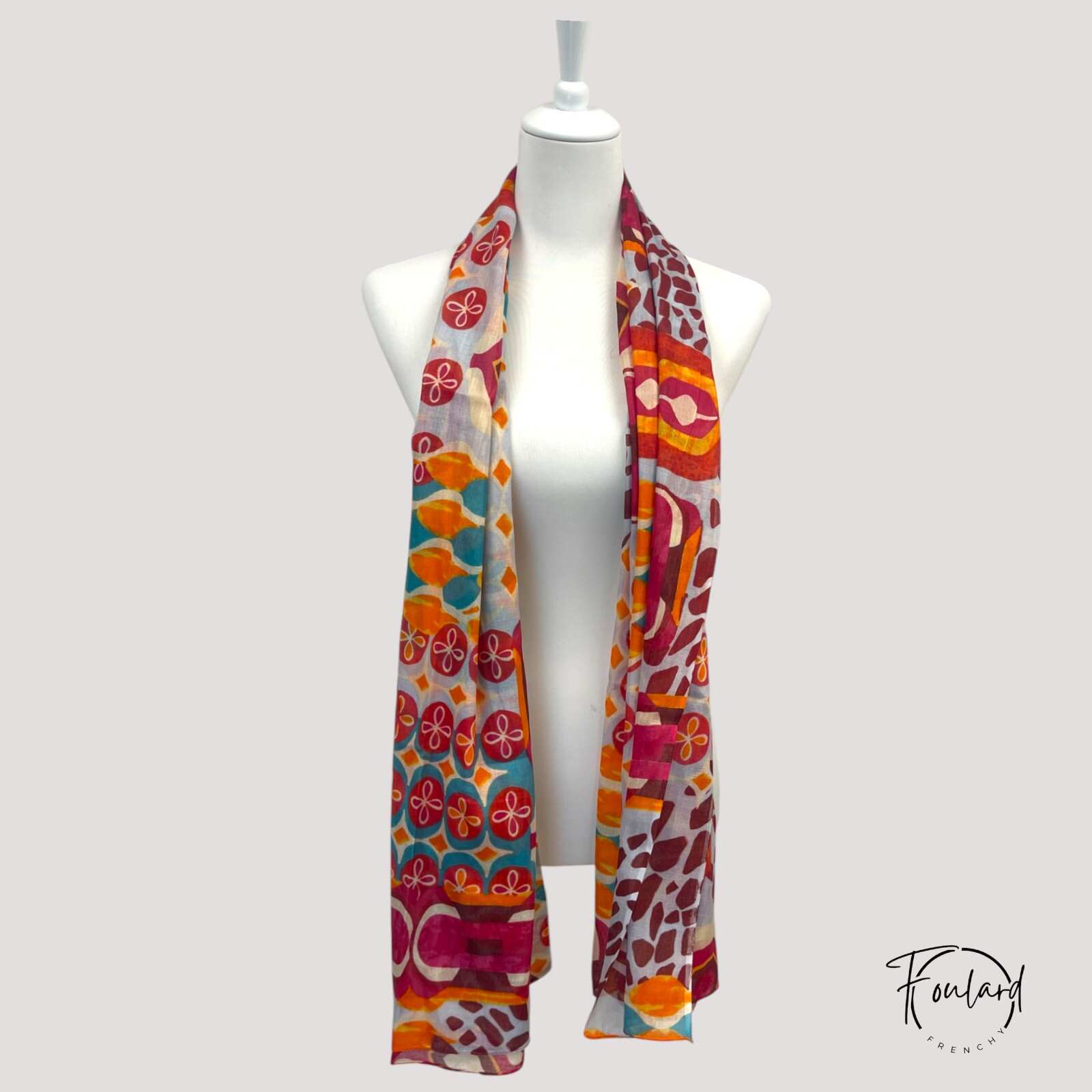 Foulard imprimé géométrique multicolore – Image 4