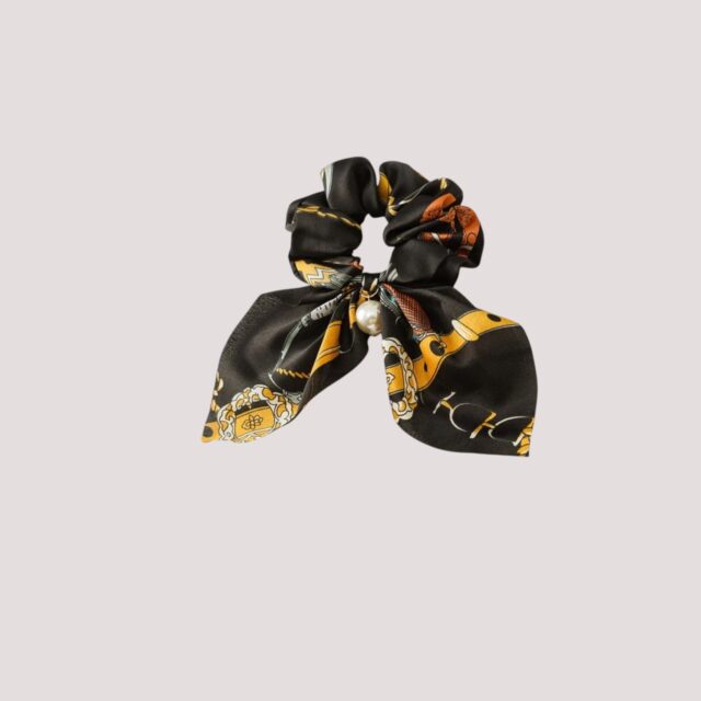 Chouchou foulard court, motif ceintures et courroies