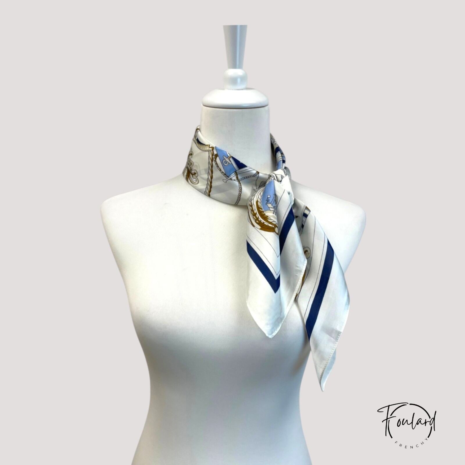 Foulard carré, motif navire de glace
