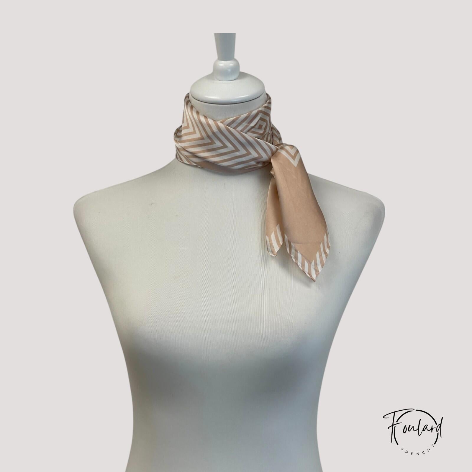 Foulard carré deluxe, rayures beiges