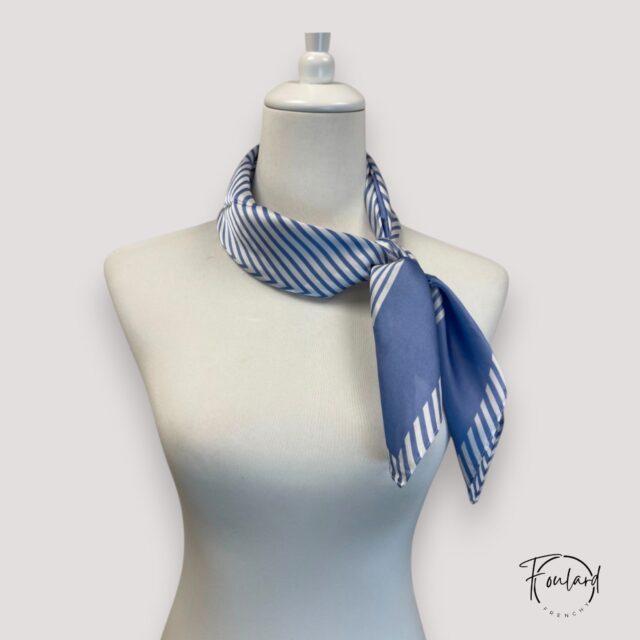 Foulard carré deluxe, rayures bleues