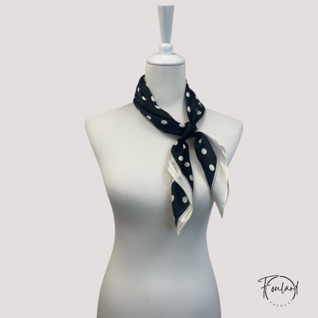 Foulard carré pois blancs, fond noir, bordure crème
