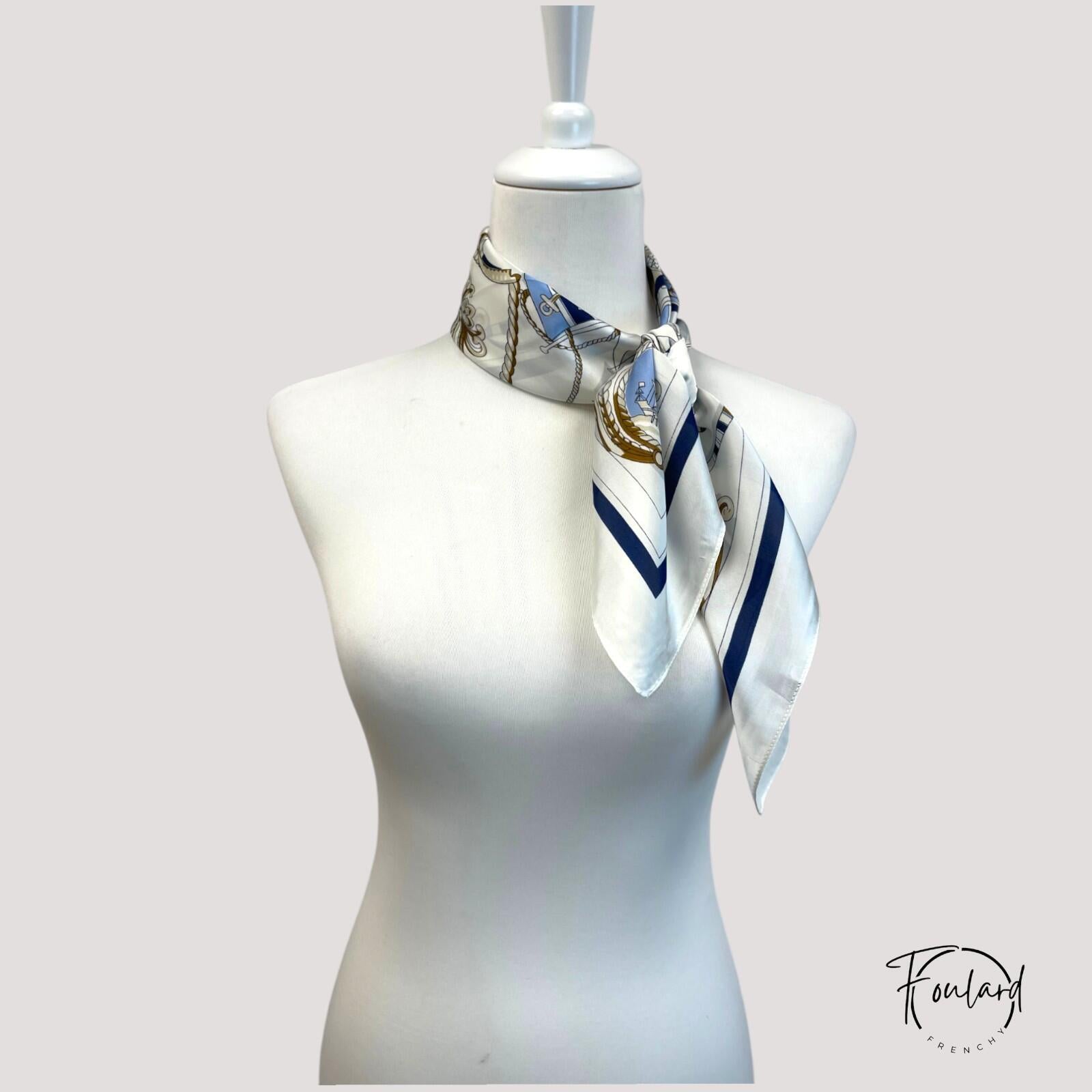 Foulard carré, motif navire de glace – Image 2