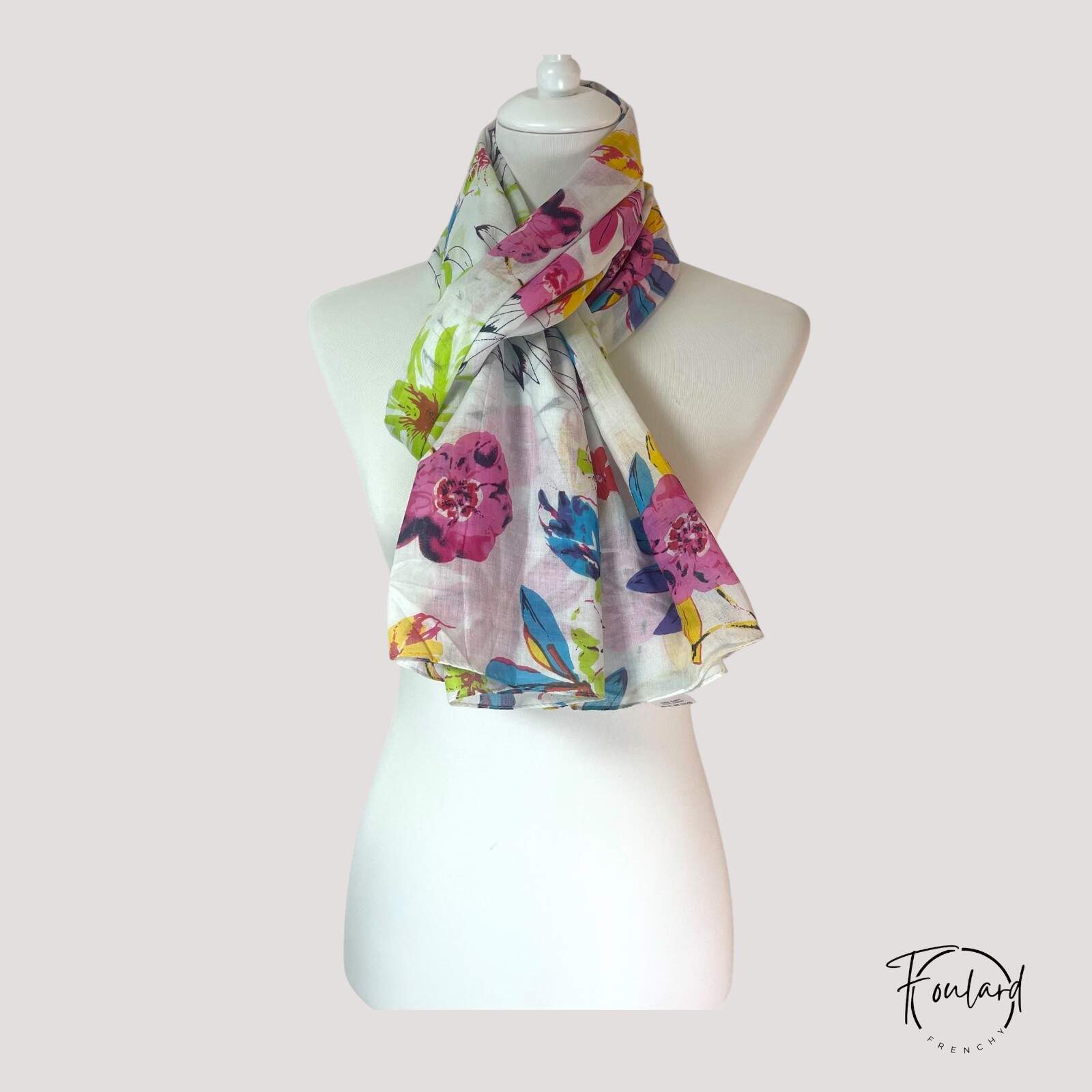 Foulard fleurs multicolores