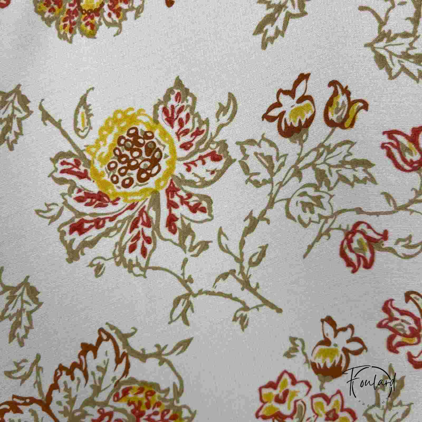 Foulard carré brun, tissu fin – Image 5