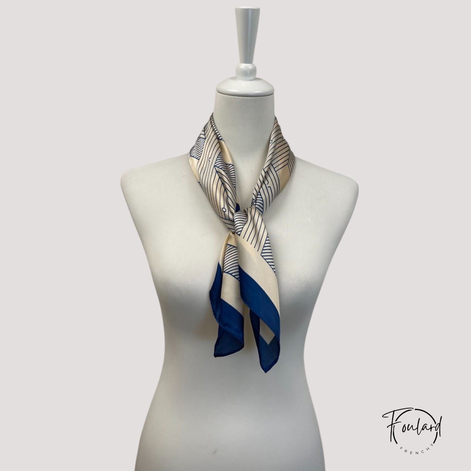 Foulard carré rose, tissu fin – Image 3