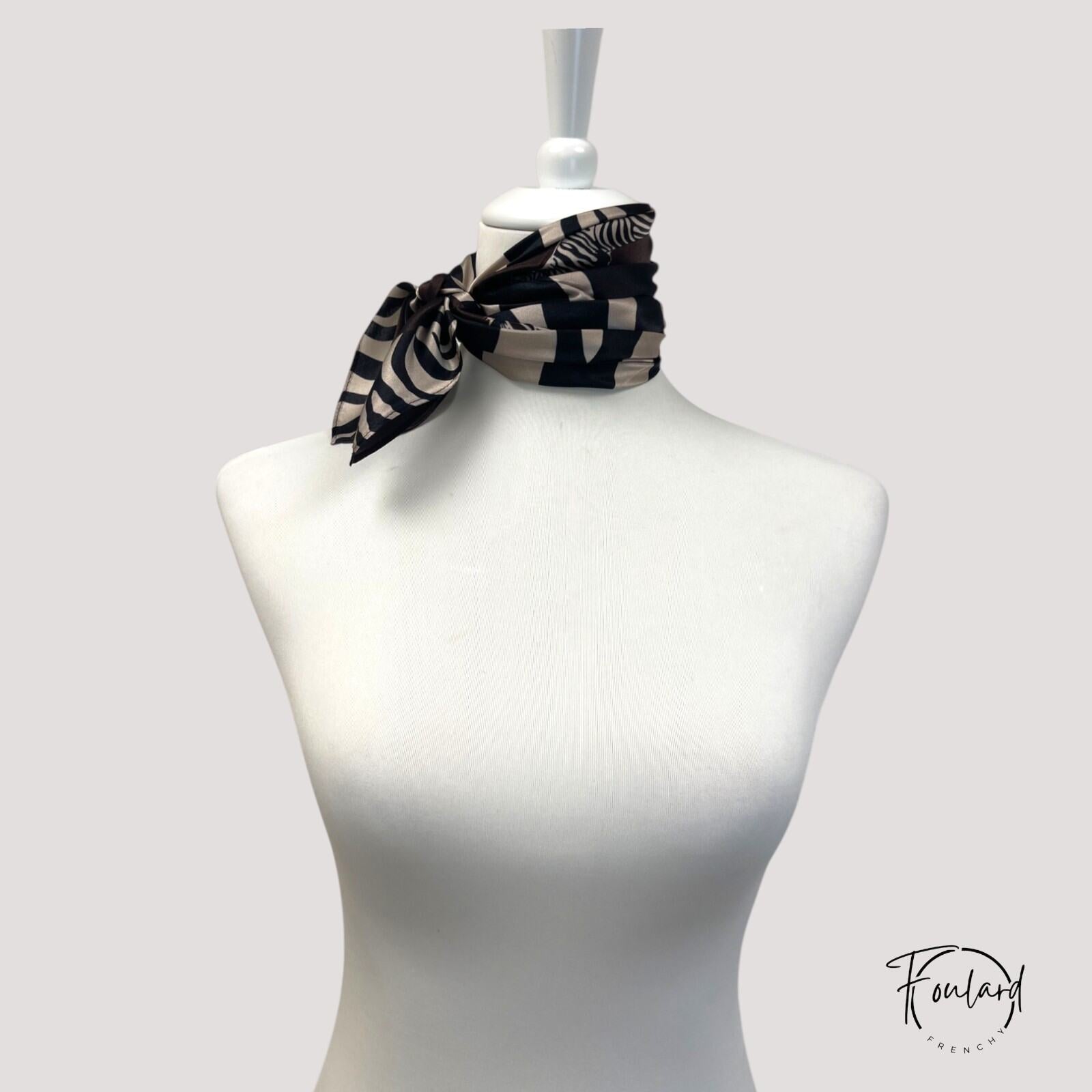 Foulard carré en soie, douceur unique – Image 3