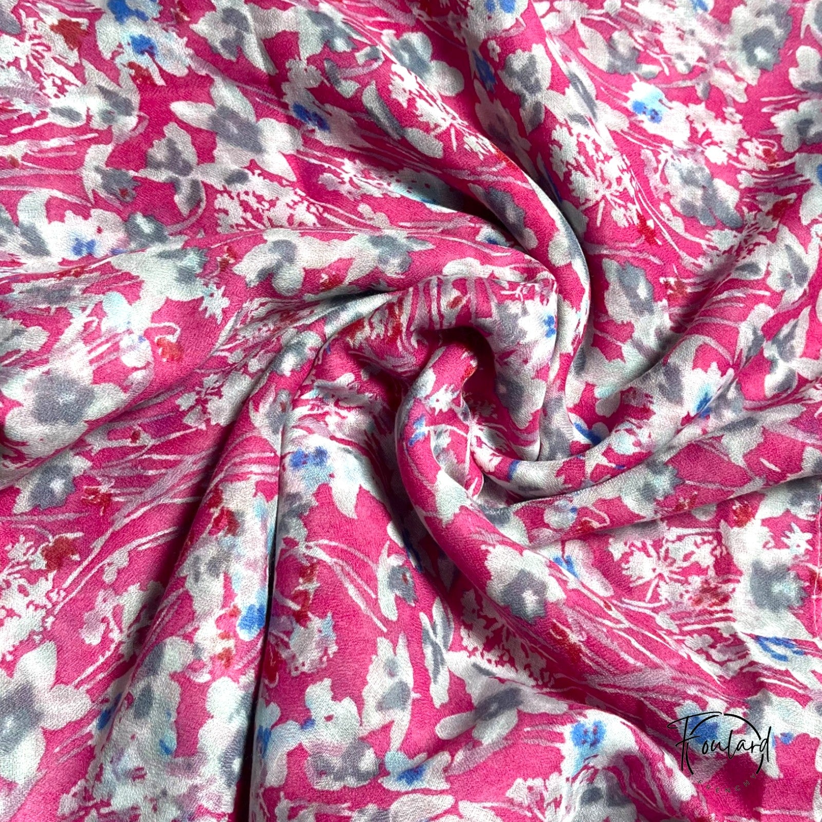 Foulard rose, imprimé floral fuchsia – Image 5