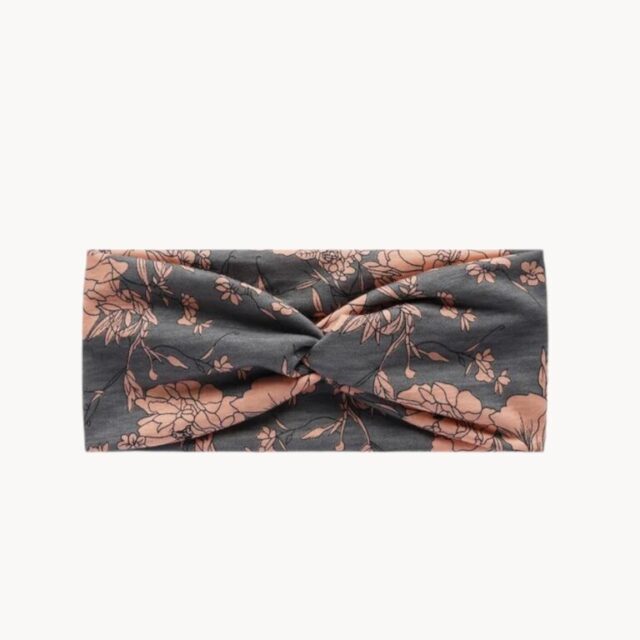 Bandeau motif floral rose, fond gris