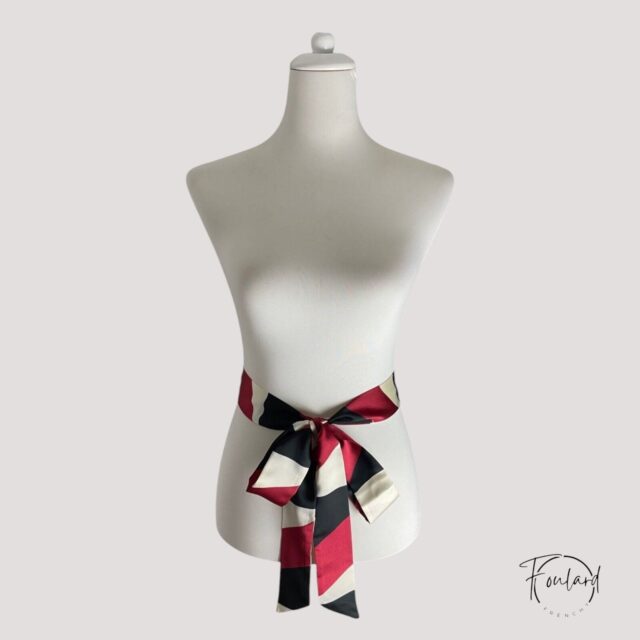 Ceinture foulard graphique, rouge, noir et blanc