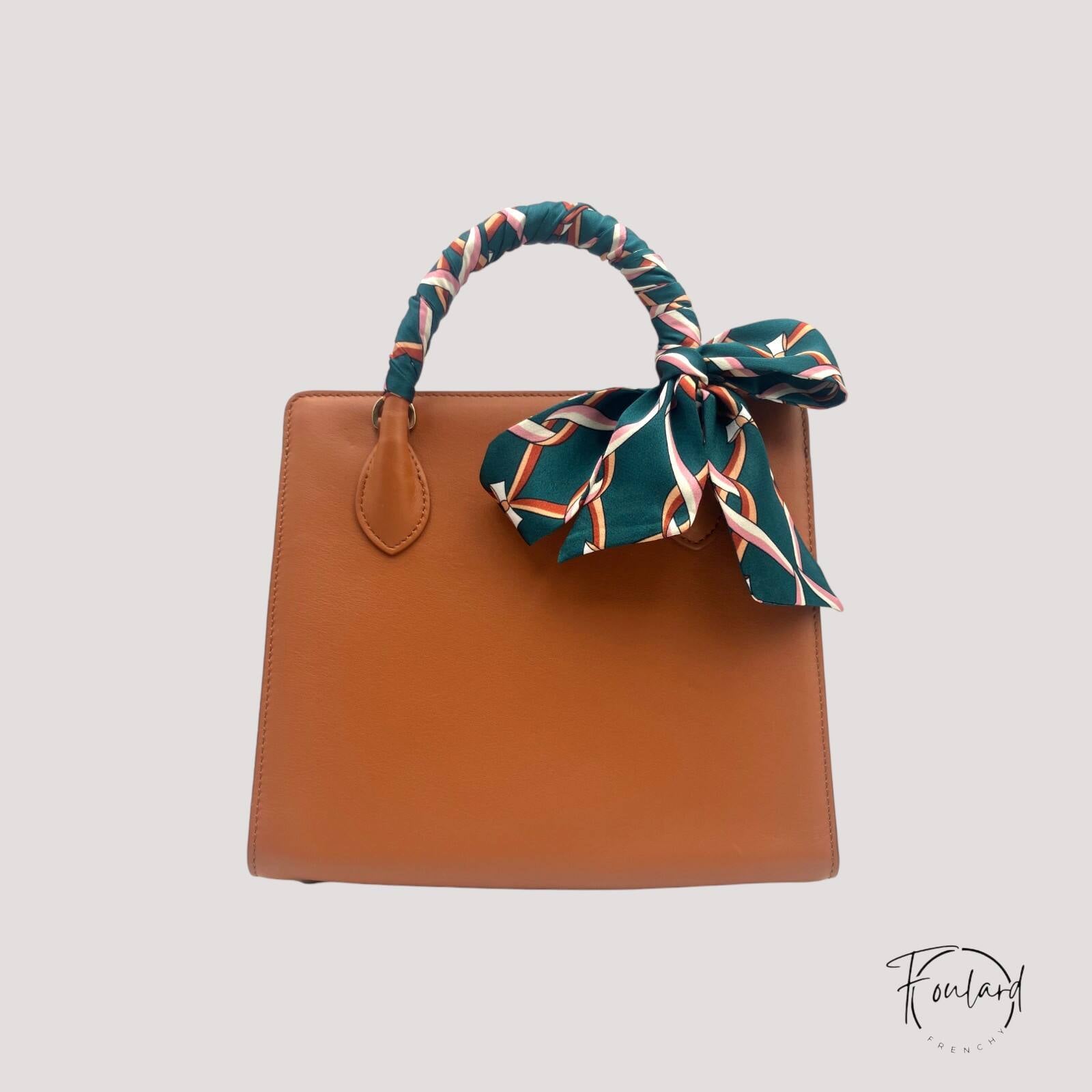 Ceinture foulard verte, motifs entrelacés – Image 2