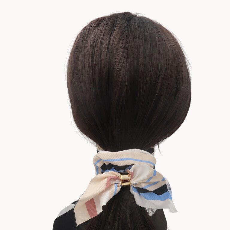 Chouchou foulard bleu et beige, anneau doré – Image 2