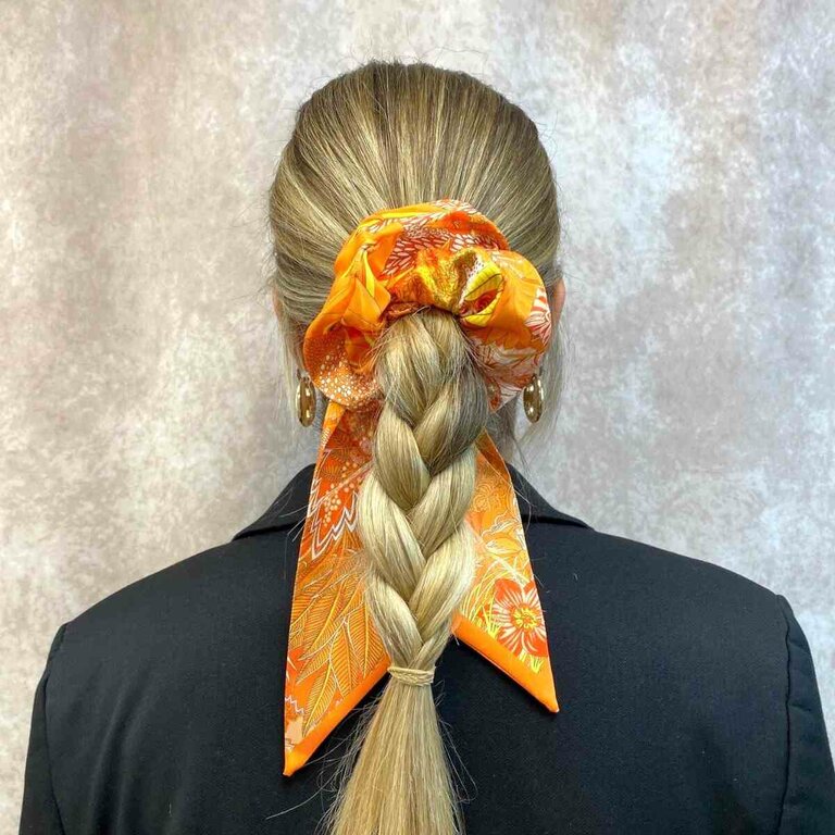 Chouchou motif foulard savane orange – Image 2