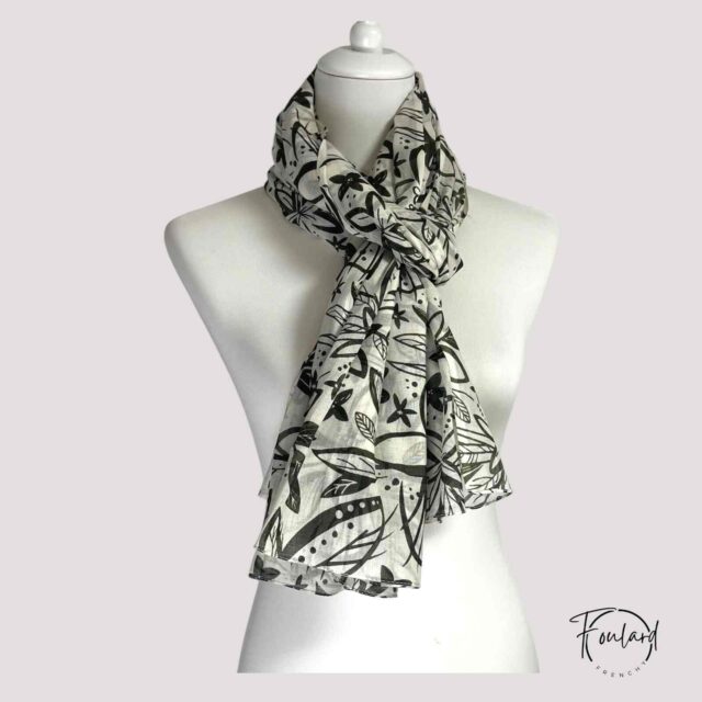 Foulard en coton vert kaki, motif floral