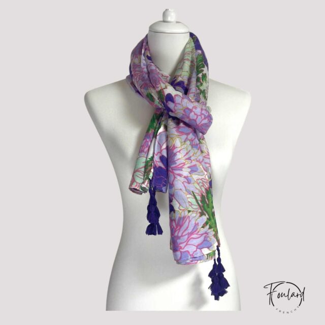 Foulard en coton, motifs floraux pastel