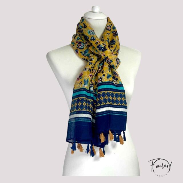 Foulard jaune moutarde, motif floral