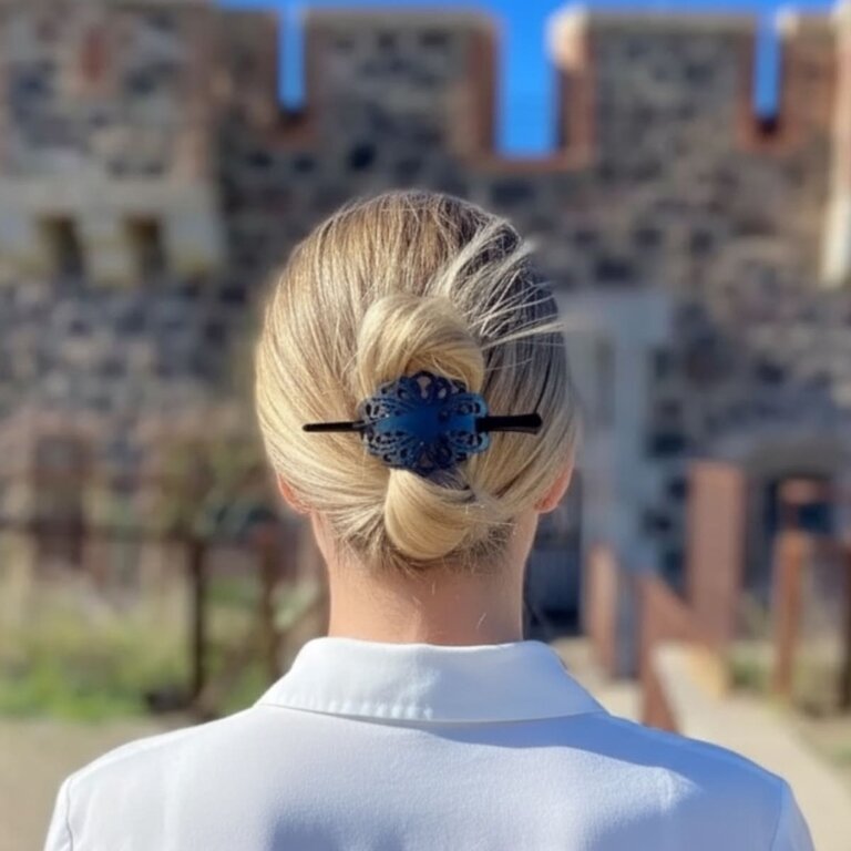 Barrette-pic Bianca, motif floral baroque